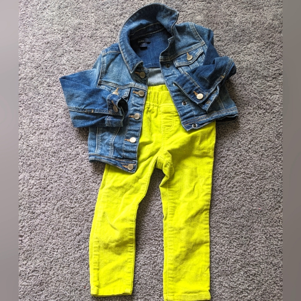 Gap set of Jacket and lemon green  corduroy Pants for baby girls